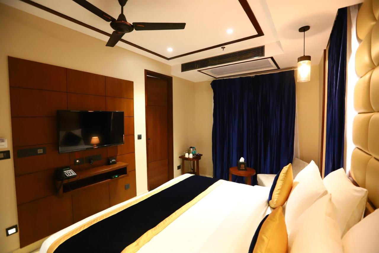 Hotel Sanca International Patel Nagar Delhi - Couple Friendly Local Ids Accepted Нью-Делі Екстер'єр фото